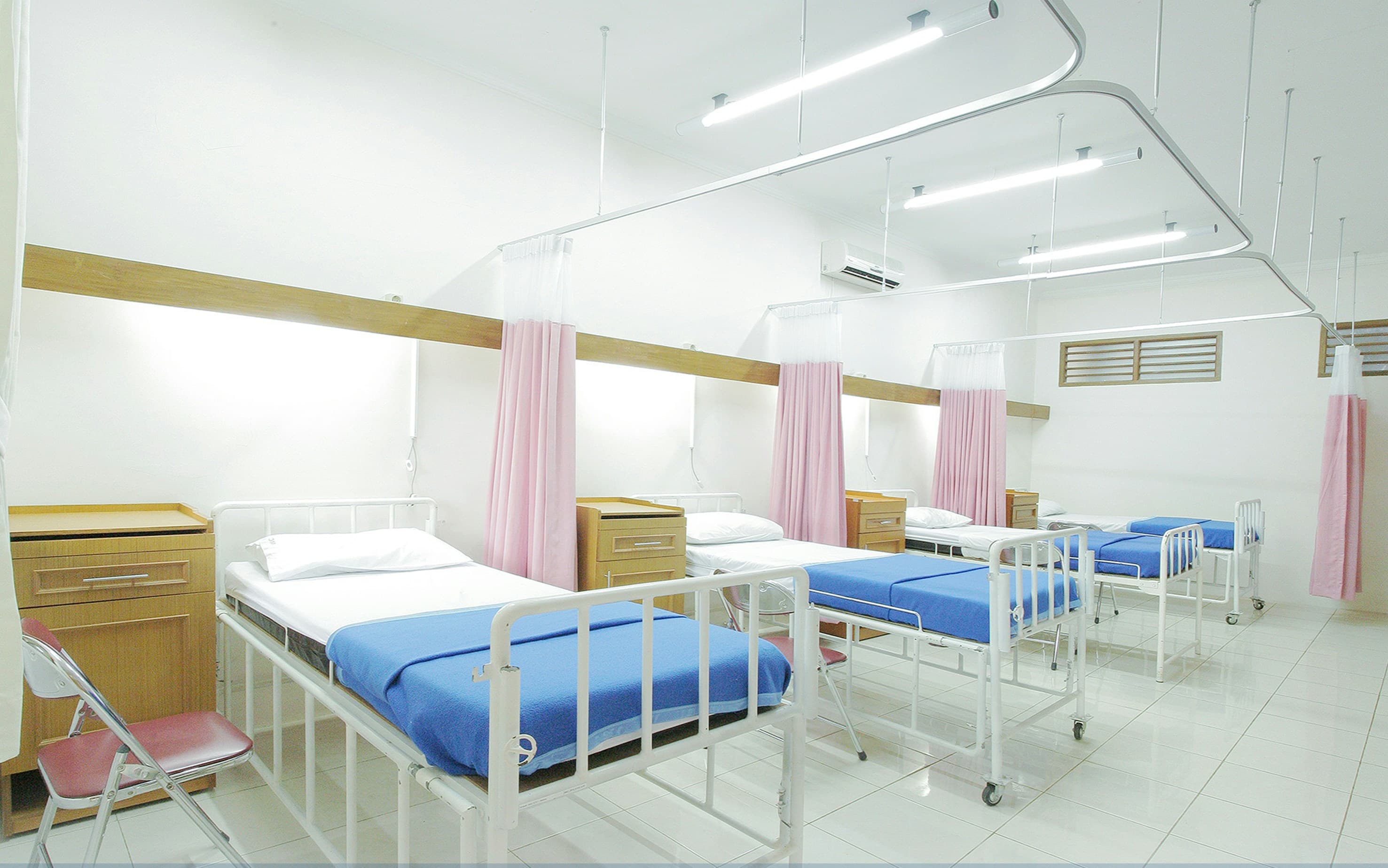 Royal Care Hospital 20